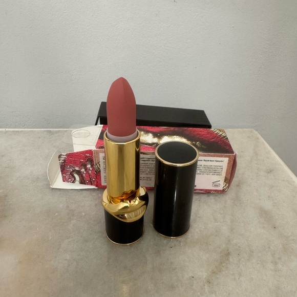 PAT McGRATH MatteTrance™ Lipstick
PAT McGRATH LABS - Picture 11 of 12